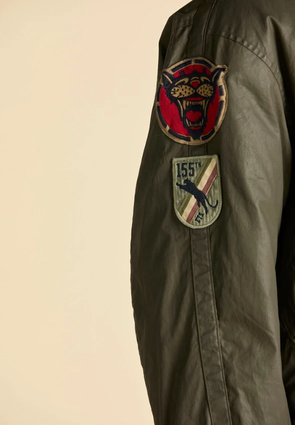 KURTKA BOMBER Z PRINTEM KHAKI