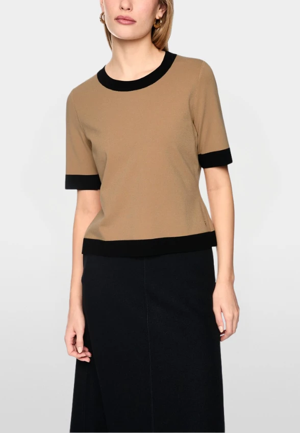 SWETER Z DZIANINY WISKOZWEJ JASNY BRĄZ