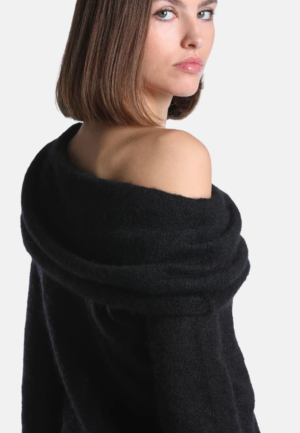 SWETER Z MIESZANKI MOHERU CAPIRE CZARNY