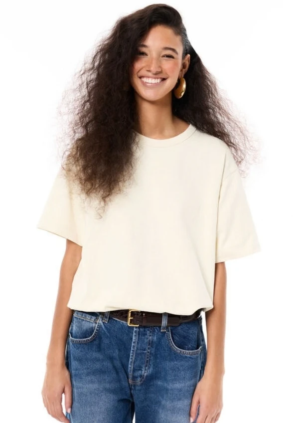 T-SHIRT YLAMOUR Z NADRUKIEM KREMOWY
