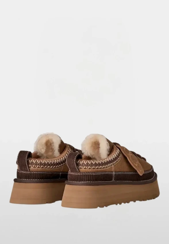 MULE HERITAGE LACE-UP SLIPPER KARMELOWE