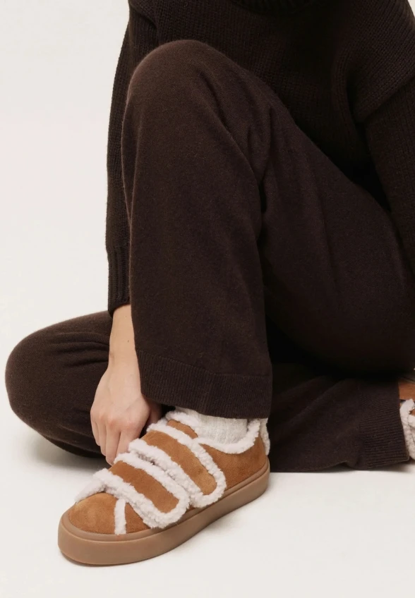 SNEAKERSY SHEARLING LOW VELCRO BRĄZOWE