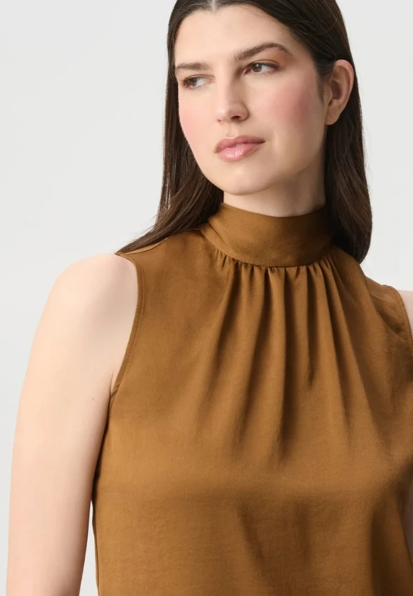 TOP HALTER Z KOKARDĄ OCHRA