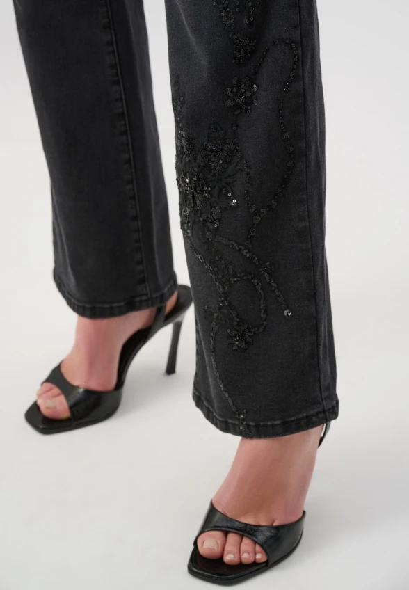 SPODNIE JEANSOWE BOOTCUT ZDOBIONE GRAFITOWE