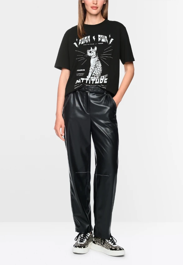 T-SHIRT Z MOTYWEM FESTIWALOWYM CZARNY