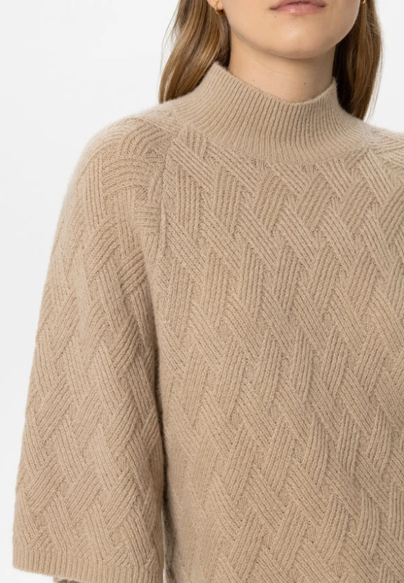 SWETER TYPU PONCZO Z KASZMIREM BEŻOWY