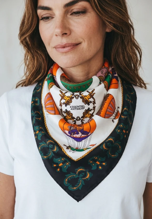 APASZKA Z NADRUKIEM MULTI