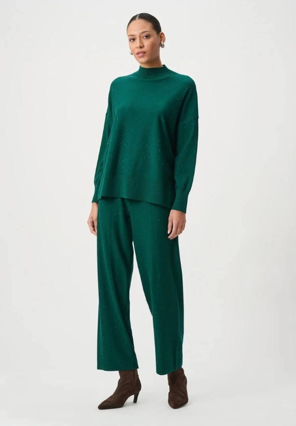 SWETER Z OZDOBNYMI CEKINAMI SZMARAGDOWY